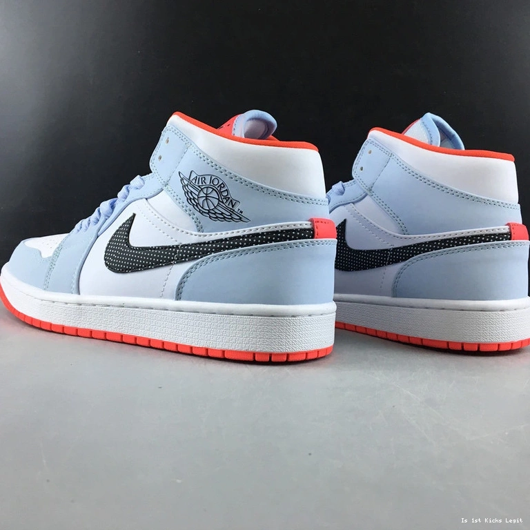 CU2802-400 AIR JORDAN 1 0115